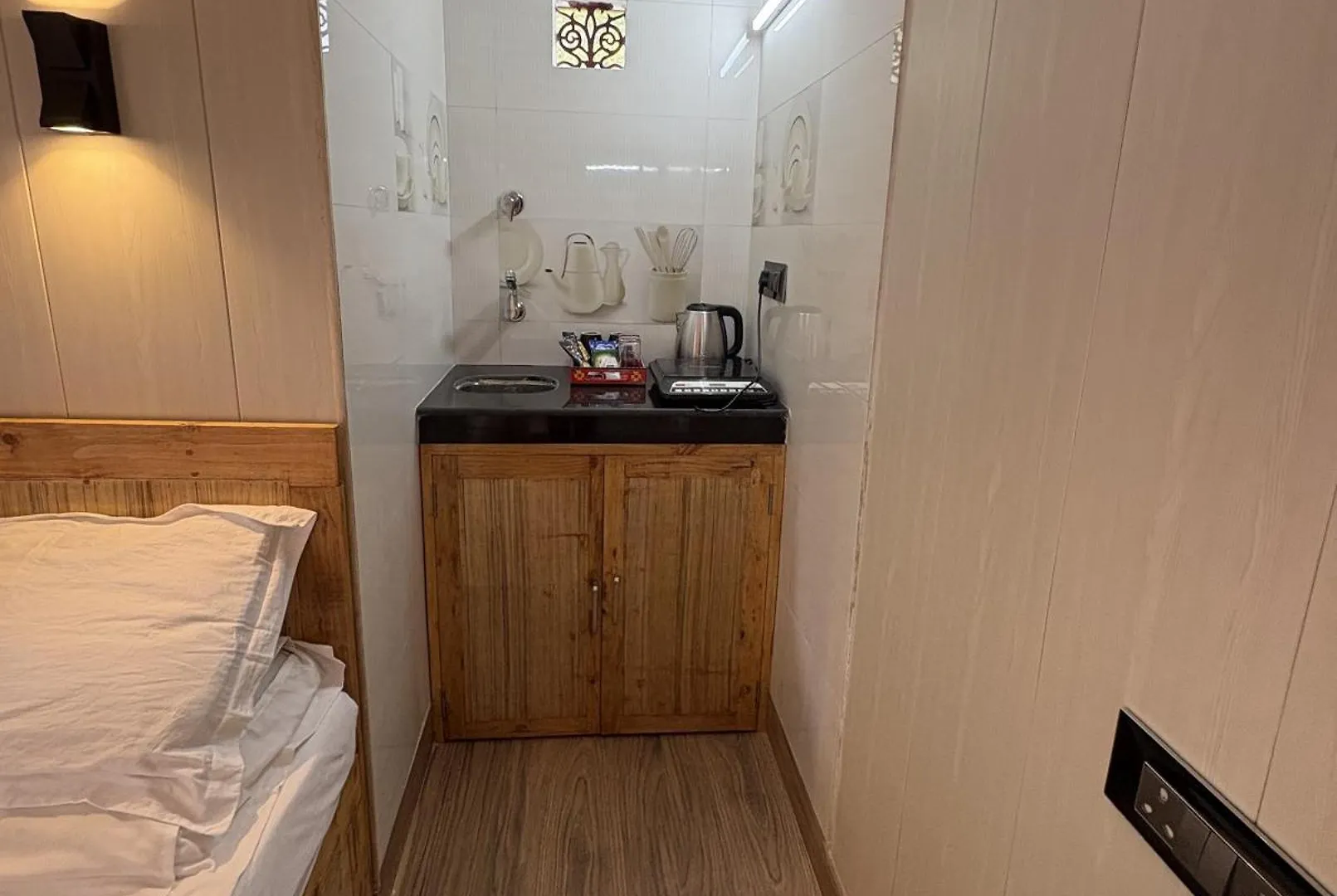 The Nature Abode Varanasi Apartment
